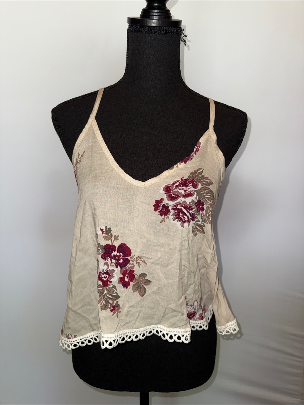 Cream Floral Lace-Trim Spaghetti Strap Cami
